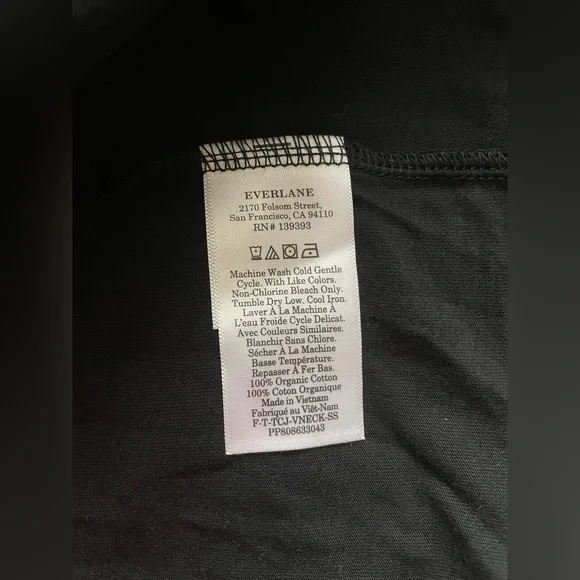 New Everlane Women Black V Neck Tee Shirt Size XXS - Picture 5 of 6